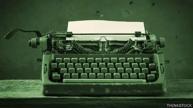 Cámara de escribir mecánica.