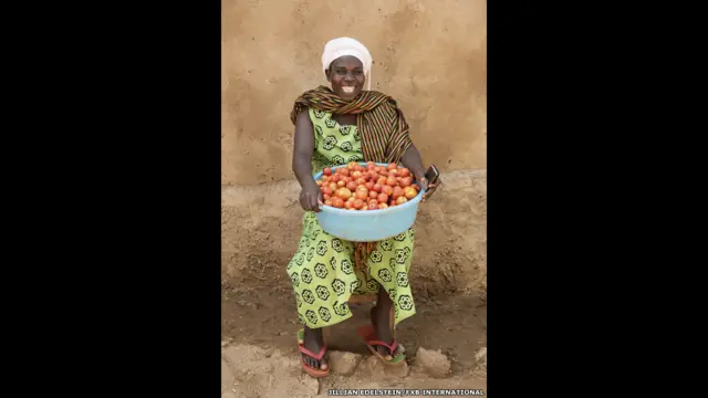 Alphonsina Bampire, Ngoma Village, Huye District, Ruanda 