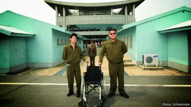 кадр из фильма "Красная капелла"