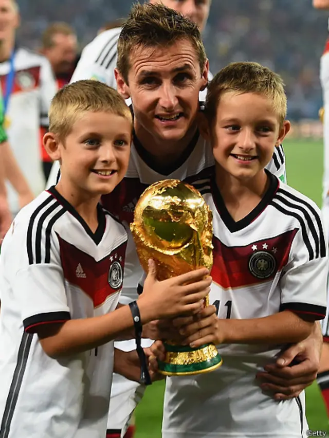 ساهم كلوزه في فوز ألمانيا بكأس العالم 2014