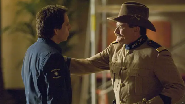 در نمایی از فیلم شب در موزه در کنار بن استیلر