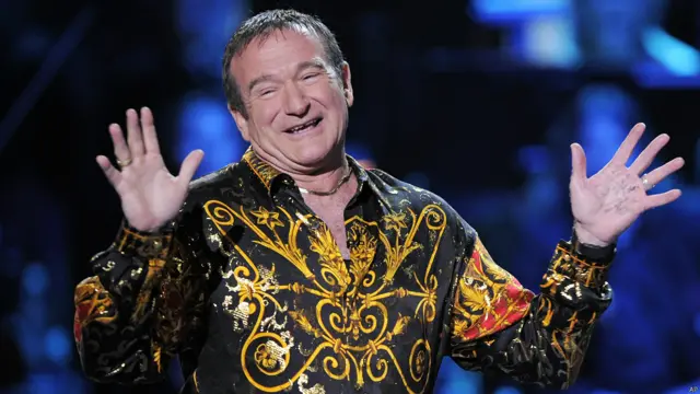 رابین ویلیامز، یکی از محبوب‌ترین هنرپیشه‌ها و کمدین‌های آمریکایی روز دوشنبه یازدهم اوت در کالیفرنیا درگذشت. به نظر می‌رسد او خودکشی کرده است.