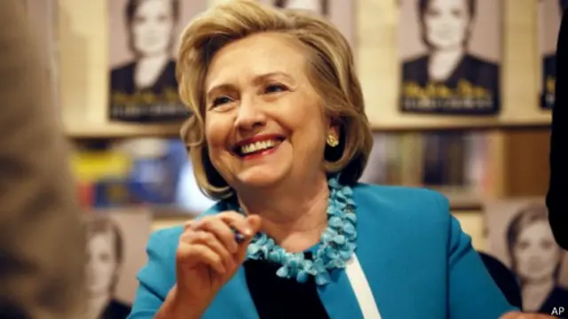 يشير مروجو نظرية المؤامرة في لبنان إلى كتاب هيلاري كلينتون الأخير ويقولون إن فيه ما يدعم وجهة نظرهم.