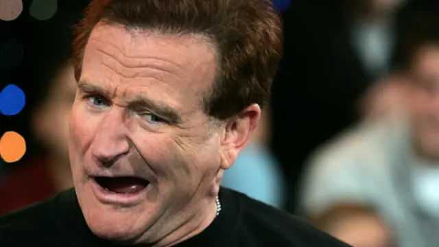 Робин Уильямс таланты таш жарган, бардык жанрларды аркалап, бир нече муундун кумирине айланган актер болчу. 