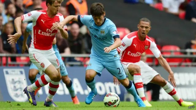 Kendati kalah dari Arsenal di Community Shield lalu, David Silva tampil bersinar.