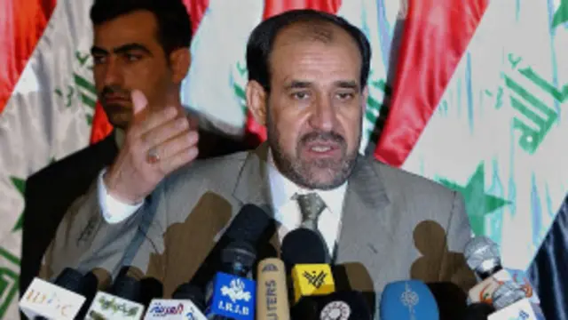 آقای مالکی در روزهای اخیر تحت فشارهای داخلی و بین‌المللی برای کناره‌گیری از قدرت بود