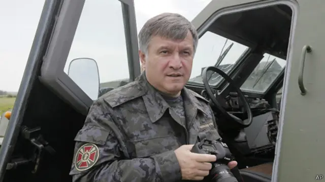 آواکف: کاروان اعزامی پوتین اجازه نخواهد داشت به منطقه خارکیف وارد شود