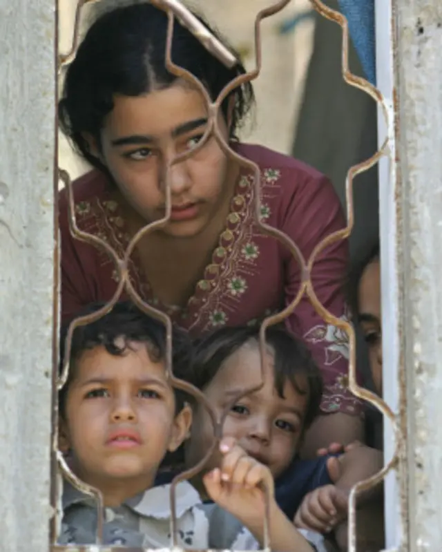 حمله به غزه بیش از یک ماه در جریان بوده است