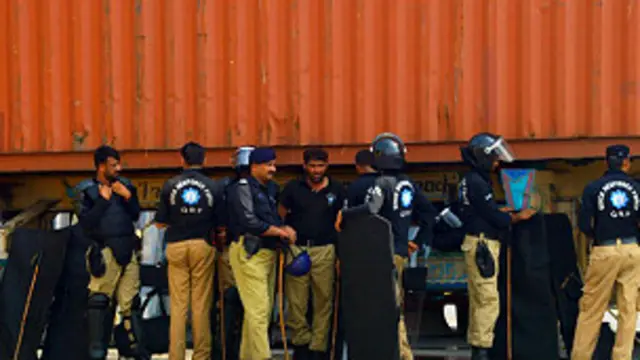 عمران: قضایي کمېسیون به هله جوړ شي چې تاسو استعفا ورکړئ