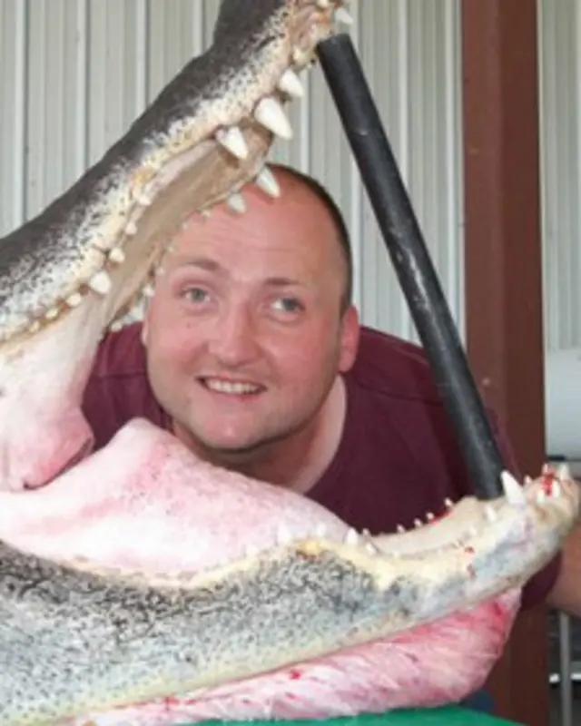 McWilliams cazó a un crocodilo