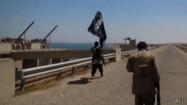 اسلامی شدت پسندوں نے ابھی اس ڈیم کو تباہ نہیں کیا جس سے بچانے کے لیے یہ حملے کیے گئے