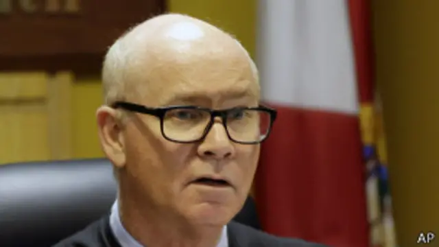 Juez William Altfield