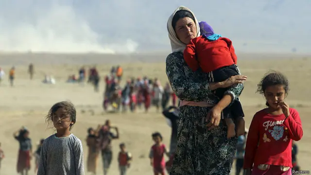 ایزدی‌ها از ترس اسلام‌گرایان به کوه گریخته‌اند و به کمک نیاز دارند