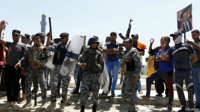 برخی ناظران نگران واکنش نهادهای وابسته به مالکی در برابر تغییر دولت هستند