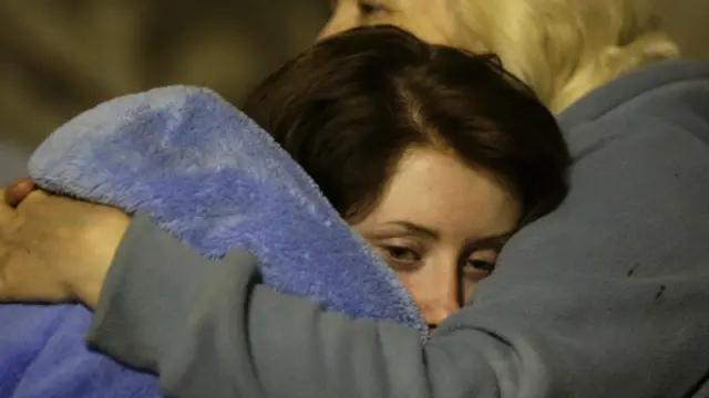 عيش سكان دونيتسك معاناة انسانية خطيرة، ولجأ كثيرون منهم الى الاقبية والملاجيء