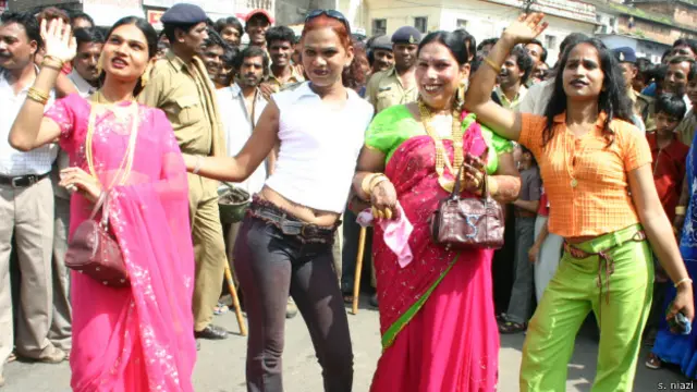 mp_transgender_board