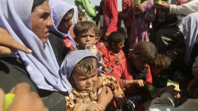 أمريكا قالت إن وضع الأيزيديين في الجبال أفضل مما توقعت.