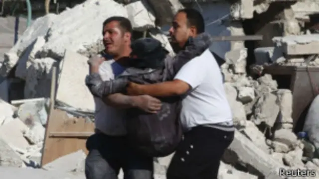 المواجهات بين الجيش الحكومي وقوات المعارضة المسلحة حصدت أرواح ما يزيد عن مئة ألف شخص بحسب تقديرات الأمم المتحدة.