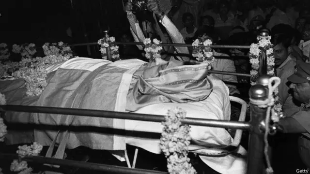 इंदिरा गांधी