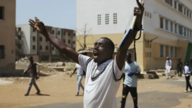 Les étudiants de l'université Cheikh Anta Diop de Dakar réclament le paiment des bourses depuis 12 mois.
