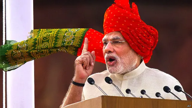 نخستوزیر هند در لال قلعه در دهلی و بدون نوشته برای مردم سخن گفت