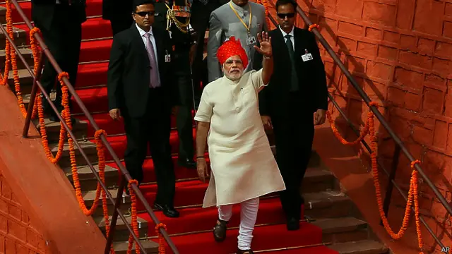 नरेंद्र मोदी