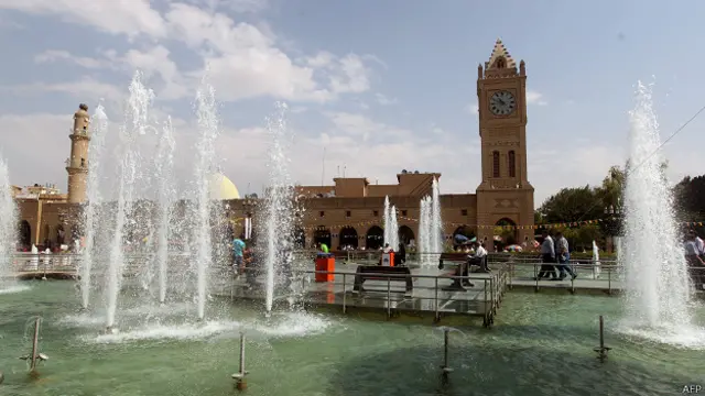 Parque en el centro de la capital del Kurdistán iraquí, Erbil