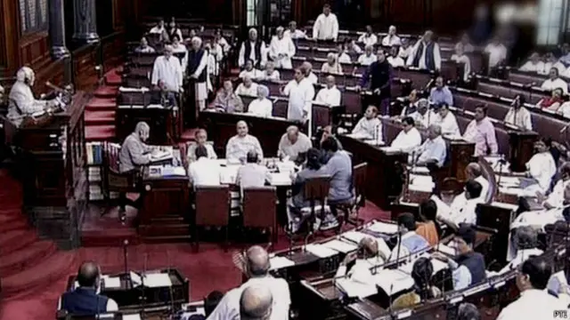 राज्यसभा के कामकाज के दौरान एक दृश्य