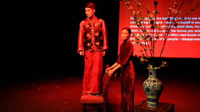 中戲學生演出中國話劇《家》片段