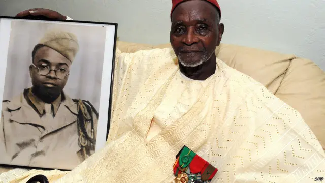 Issa Cisse, 92 ans, est un vétéran sénégalais. Il se remémore le débarquement de Provence d’août