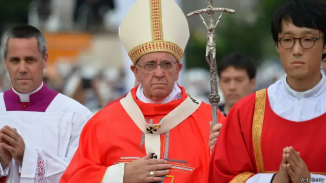 教宗飛越中國領空被視為是中梵關係改善的徵像