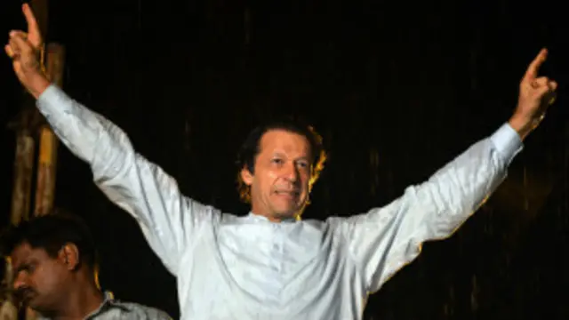 عمران خان نے اپنے جلسوں میں نئے انداز متعارف کرائے