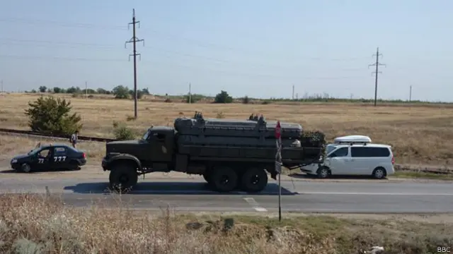 Російська військова техніка вільно в'їжджає в Україну вже кілька тижнів