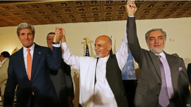 دولت وحدت ملی براساس توافق سیاسی میان آقایان غنی و عبدالله شکل گرفت