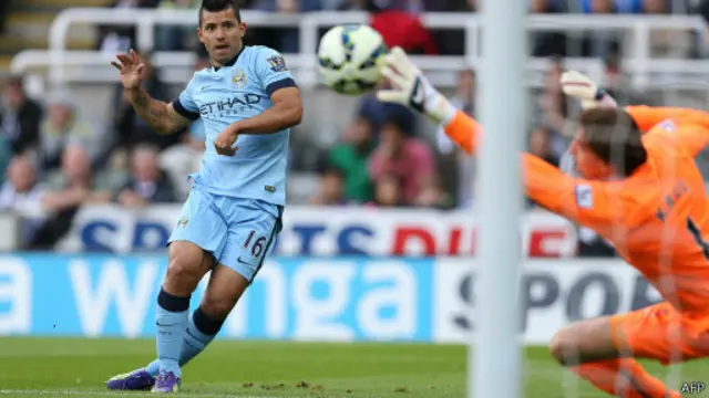 Gol Aguero menuntaskan kemenangan Manchester City