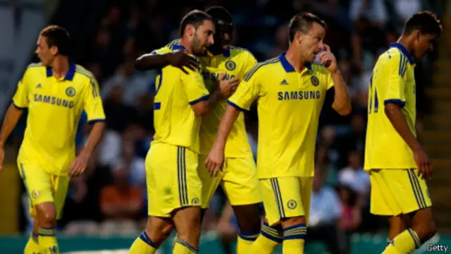 Mourinho tidak khawatir barisan tengah timnya yang ditaburi pemain bintang.