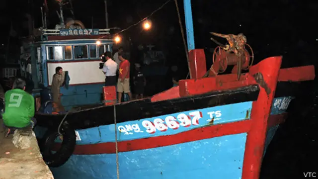 Tàu cá QNg 96697 TS bị tịch thu cá và trang thiết bị