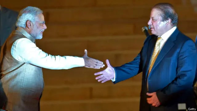 مئی میں نریندر مودی نے اپنے پاکستانی ہم منصب نواز شریف کو اپنی تقریبِ حلف برداری میں شرکت کی دعوت دی تھی