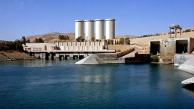 سد موصل تامین کننده برق و آب بخش بزرگی از شمال عراق است