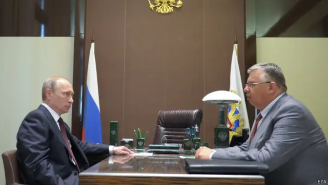 Владимир Путин 18 августа принимал главу ФТС Андрея Бельянинова и спрашивал, получится ли у того поставить заслон "серому" импорту