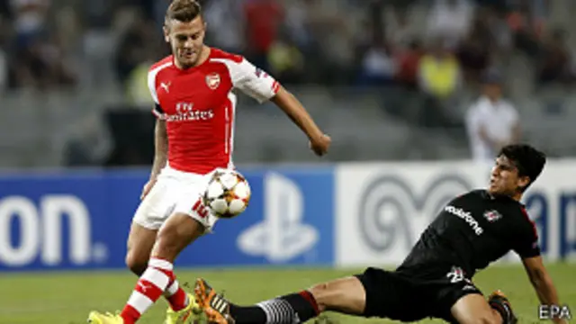 شهدت المباراة واقعة طرد لاعب ارسنال ارون رامزي