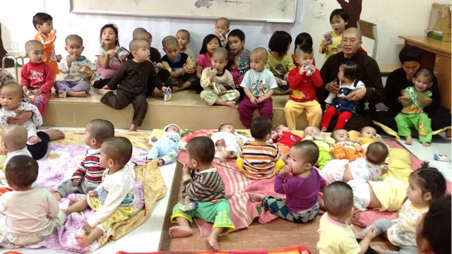 Sư thầy Thích Đàm Lan nói chùa luôn mở cửa cho những người gặp khốn khó và không muốn trở thành trung tâm bảo trợ xã hội vì như vậy sẽ khó có thể giúp bất kỳ ai muốn nương nhờ.