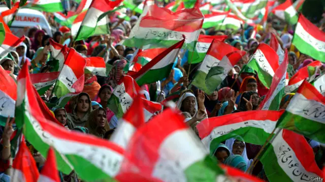 अवामी तहरीक