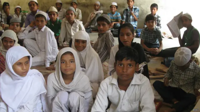 मदरसा, जहाँ हिंदू बच्चे पढ़ते हैं