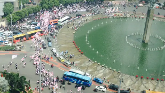 Massa Prabowo berkumpul pagi ini di Bundaran Hotel Indonesia, Jakarta. 