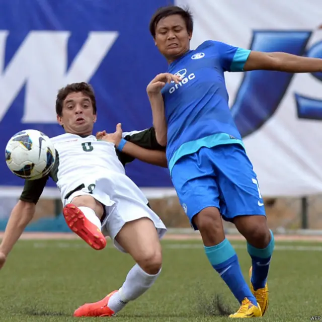 اتوار کو سیریز کے پہلے میچ میں بھارت نے ایک صفر سے کامیابی حاصل کی تھی۔