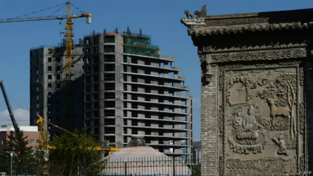 烏蘭巴托祟靖喇嘛寺附近一座建設中的酒店（資料圖片）