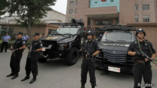 Китайские полицейские