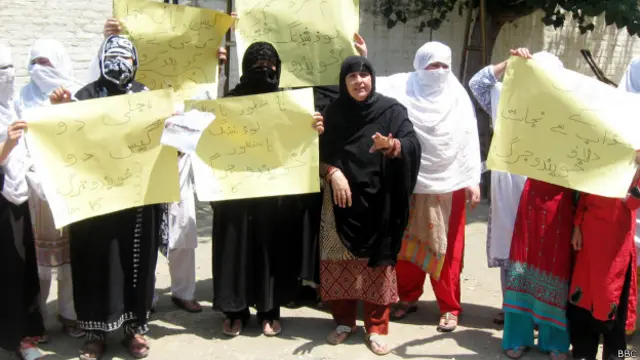 اب سوات میں خواتین اپنے مطالبات کے حق میں سرِ عام مظاہرے بھی کر سکتی ہیں