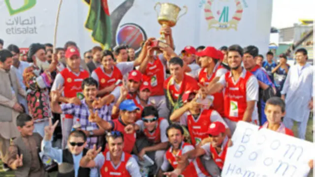 د شپږیزې ټورنمنټ د تېر کال ګټونکی ټیم.